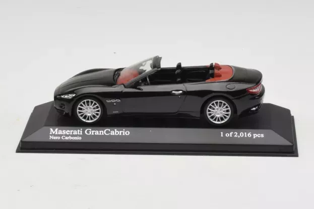 Minichamps Maserati Grancabrio Open 2010 1:43 400123930